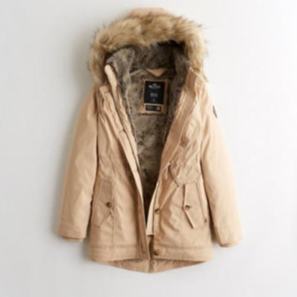 Looking to BUY Hollister parkas! - Picture 4 of 5